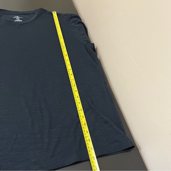 Fabletics Black Burnout Material T-Shirt - Picture 9 of 10